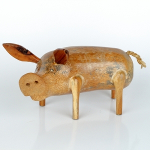 Dřevěná zahradní dekorace prase lakované 30x17cm