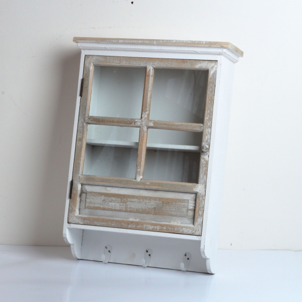 Dřevěná závěsná skříňka se sklem a 3 háčky 41x57x15cm