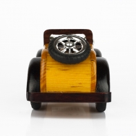 Dřevěné autíčko s tmavým nárazníkem 8x9x20cm
