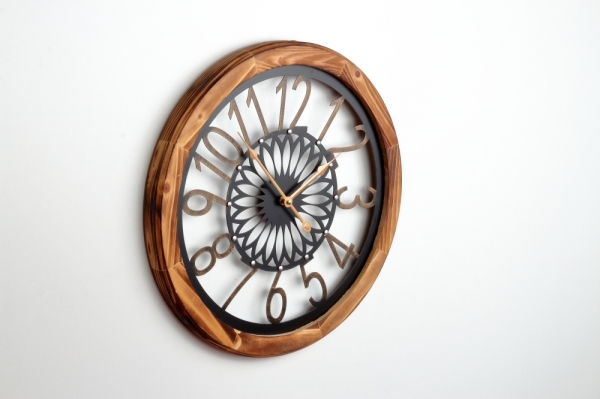 Dřevěné nástěnné hodiny 50cm 