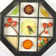 Dřevěné nástěnné hodiny do kuchyně 24cm