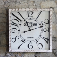 Dřevěné nástěnné hodiny OLD TOWN 60x60cm