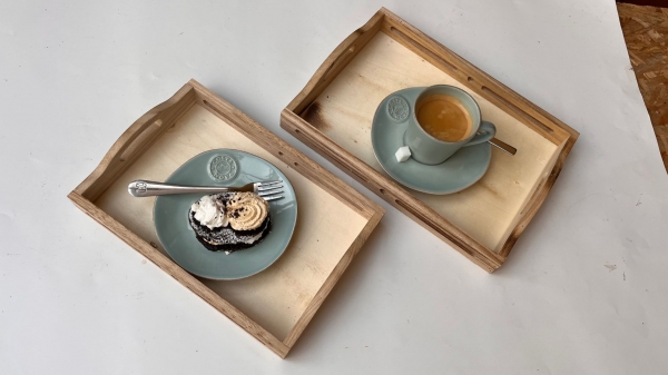 Dřevěné podnos - tácy 2 ks 3,5 x 31,5 x 23 cm