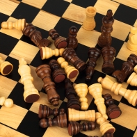 Dřevěné šachy