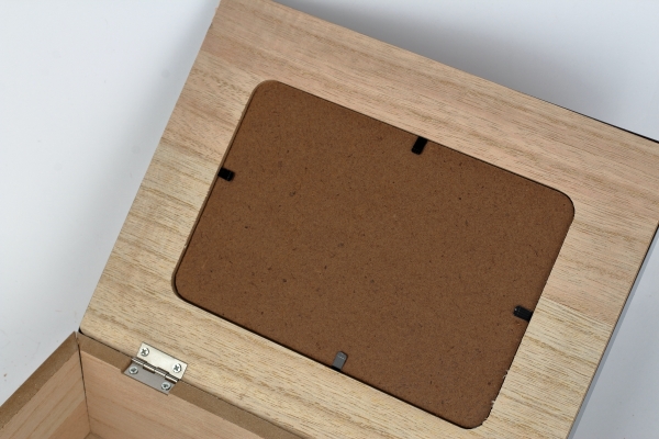 Dřevěný box s fotorámeček 22x17cm