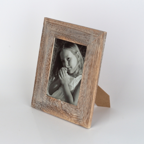 Dřevěný fotorám přírodní s patinou 21,5x27cm