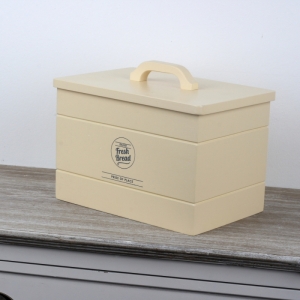 Dřevěný krémový chlebník Pride of Place 31x21x22,5cm