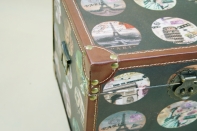 Dřevěný kufr potisk světových měst 35cm