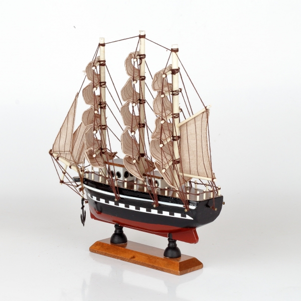 Dřevěný model lodi BRIGANTINE 23x23cm