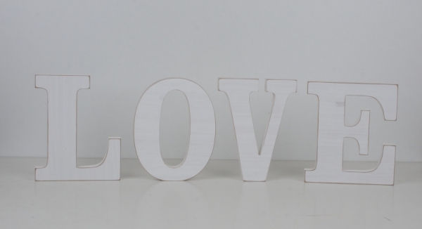 Dřevěný nápis LOVE 17,5cm