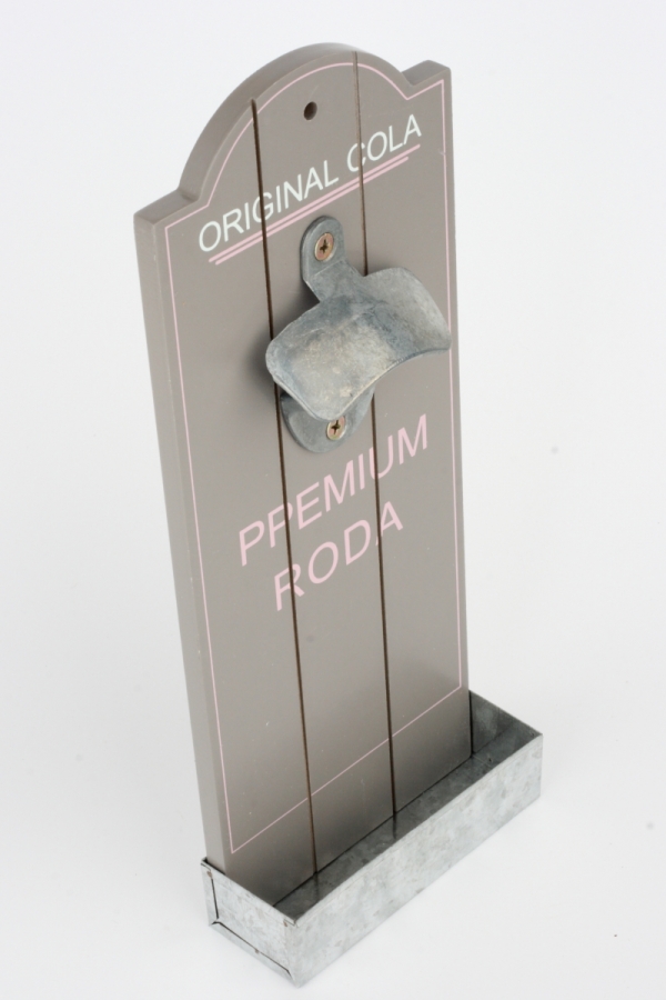 Dřevěný nástěnný otvírák na láhve 31x12cm