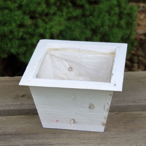 Dřevěný obal na květináč 14,5x14,5x10cm