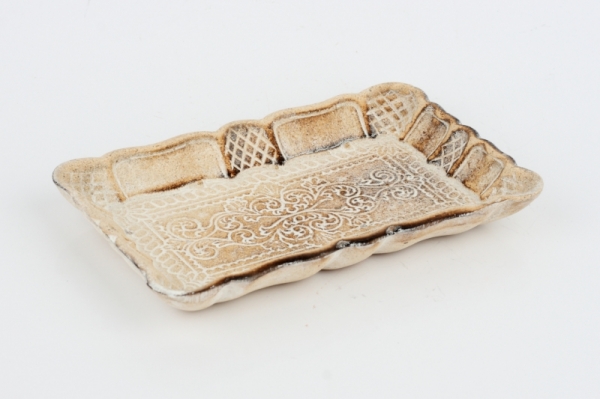 Dřevěný podnos s ornamentem hnědý 19x12x2cm