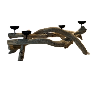 Dřevěný svícen z náplavového dřeva 30 x 15 x 15 cm 