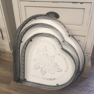 Dřevěný tác srdce 35cm