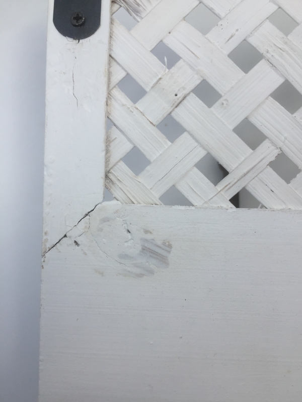 Dřevěný věšák 60x18cm  - vyřazeno 