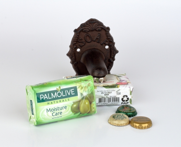 Držák na mýdlo s magnetem 8,1x7,7x10,8cm