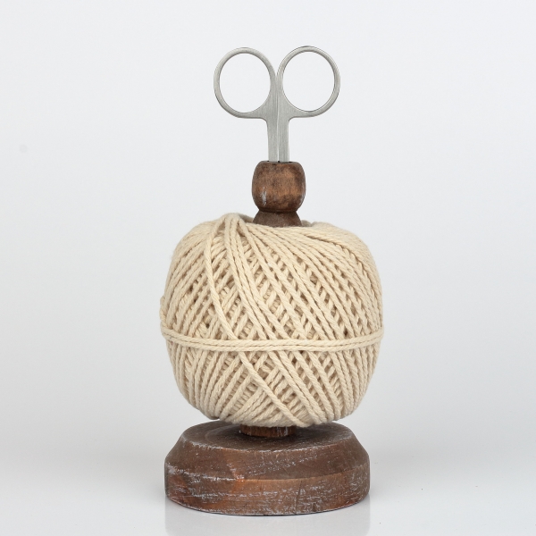 Držák na provázek s nůžkami 8x17cm