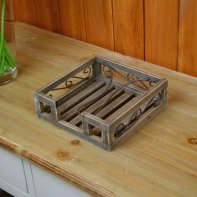 Držák na ubrousky dřevěný 19x19cm