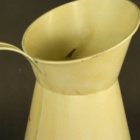 Džbán s růží - poškozený promáčknutím