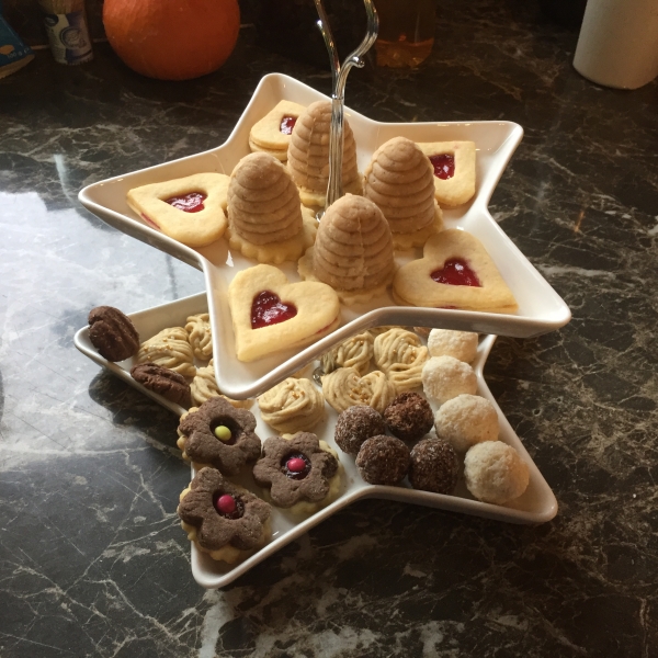 Etažér z porcelánu hvězda