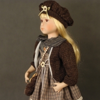 Exkluzivní sběratelská panenka Gabriela 60 cm