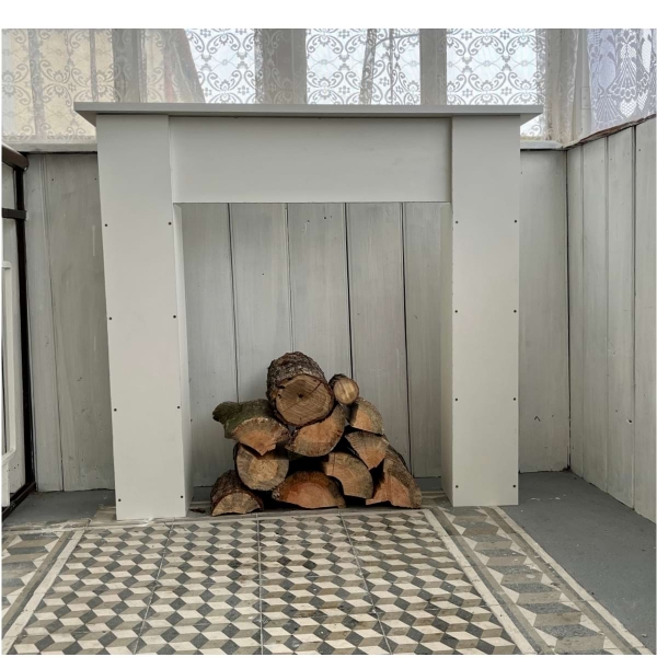 Falešný krb do bytu Florence 110 x 100 x 23 cm