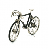 Favorit kolo s berany černé 20x12x4,5cm funkční replika