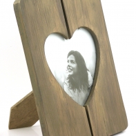 Fotorámeček dřevo srdce 19,8x14,8cm