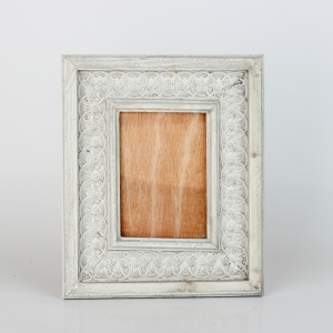 Fotorámeček šedý s patinou a zdobením 31x25cm