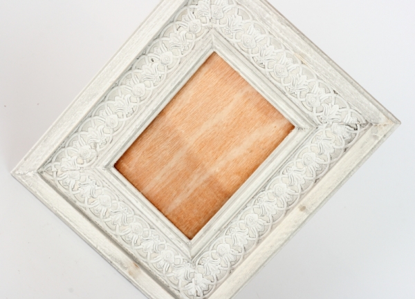 Fotorámeček šedý s patinou a zdobením 31x25cm