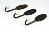 Háček s porcelánovou úchytkou 12cm