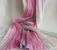 Hedvábný šátek Stříbrný vítr