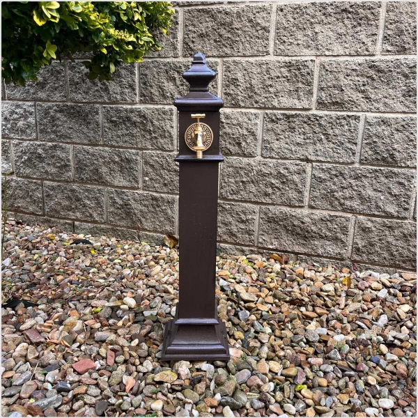 Hnědý zahradní sloupek na vodu – Rustique Flow 80cm