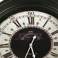 Hodiny nástěnné do restaurace 58cm