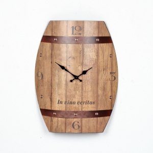 Hodiny nástěnné plechové sud In vino veritas 50x38,5cm