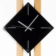 Hodiny nástěnné s kyvadlem 62x29cm