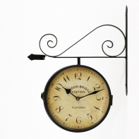 Hodiny pod pergolu 1307