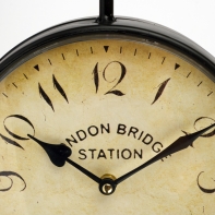 Hodiny pod pergolu 1307