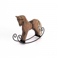 Houpací dřevěný koník hnědý 16x12x3,5cm