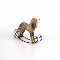 Houpací dřevěný kůň světle hnědý 16×12,5×3,5cm