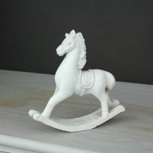 Houpací kůň bílý 9,5x9,5cm