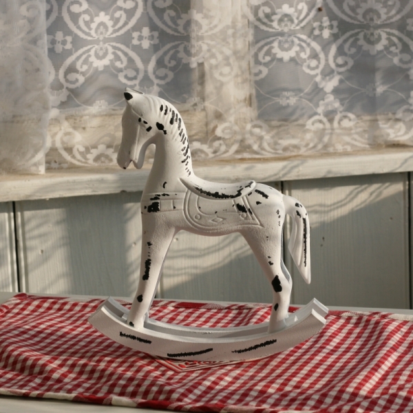 Houpací kůň dřevěný bílý 22x20cm