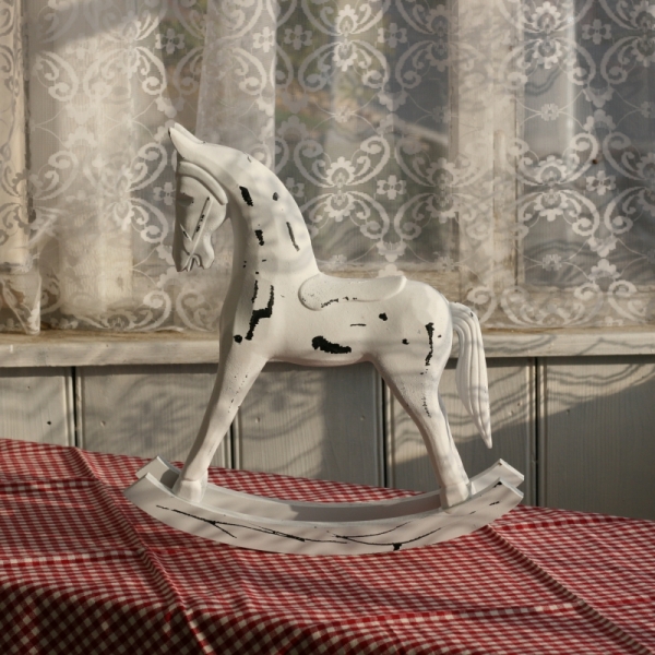 Houpací kůň dřevěný bílý 34x33cm