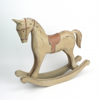 Houpací kůň dřevěný hnědý 38×32×8cm