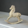 Houpací kůň hnědý 13x13cm