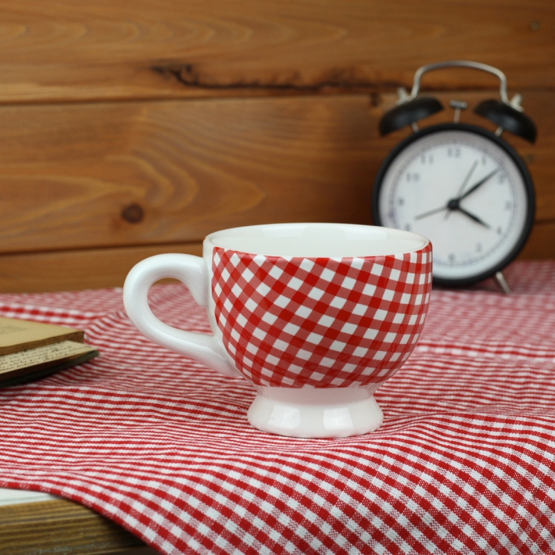 Hrnek Country červený 200ml