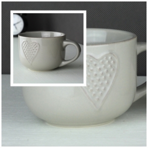 Hrnek na čaj se srdcem šedý 500ml