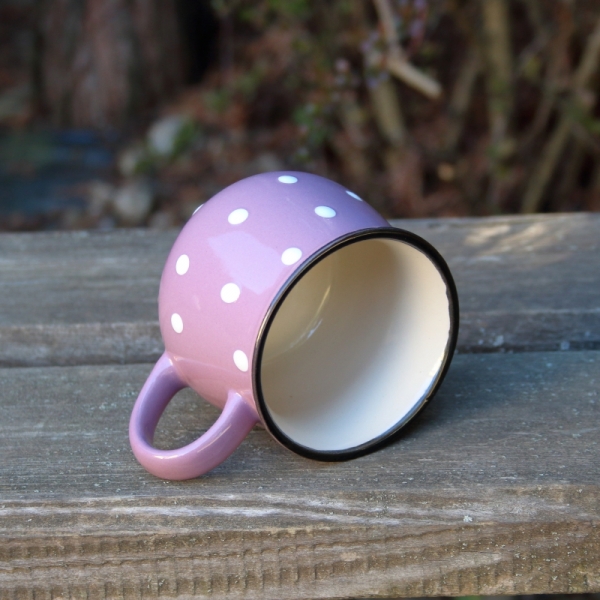 Hrnek s puntíky fialový 230ml