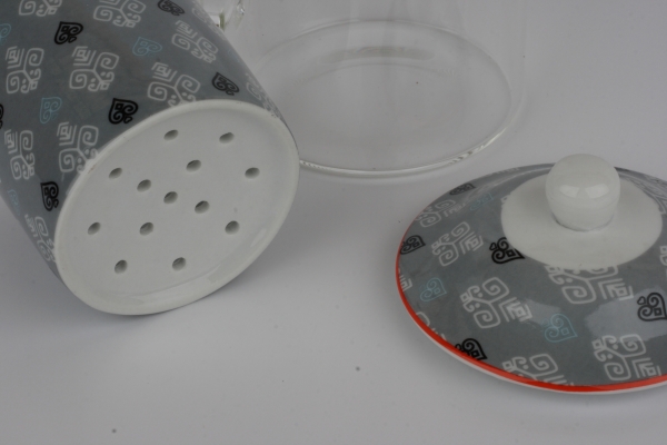 Hrnek se sítkem na sypaný čaj 300ml